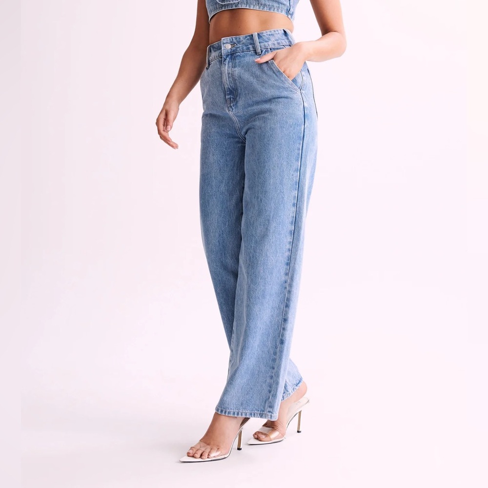 MESHKI ROXY Wide Leg High Waist Denim Jeans - Mid Blue